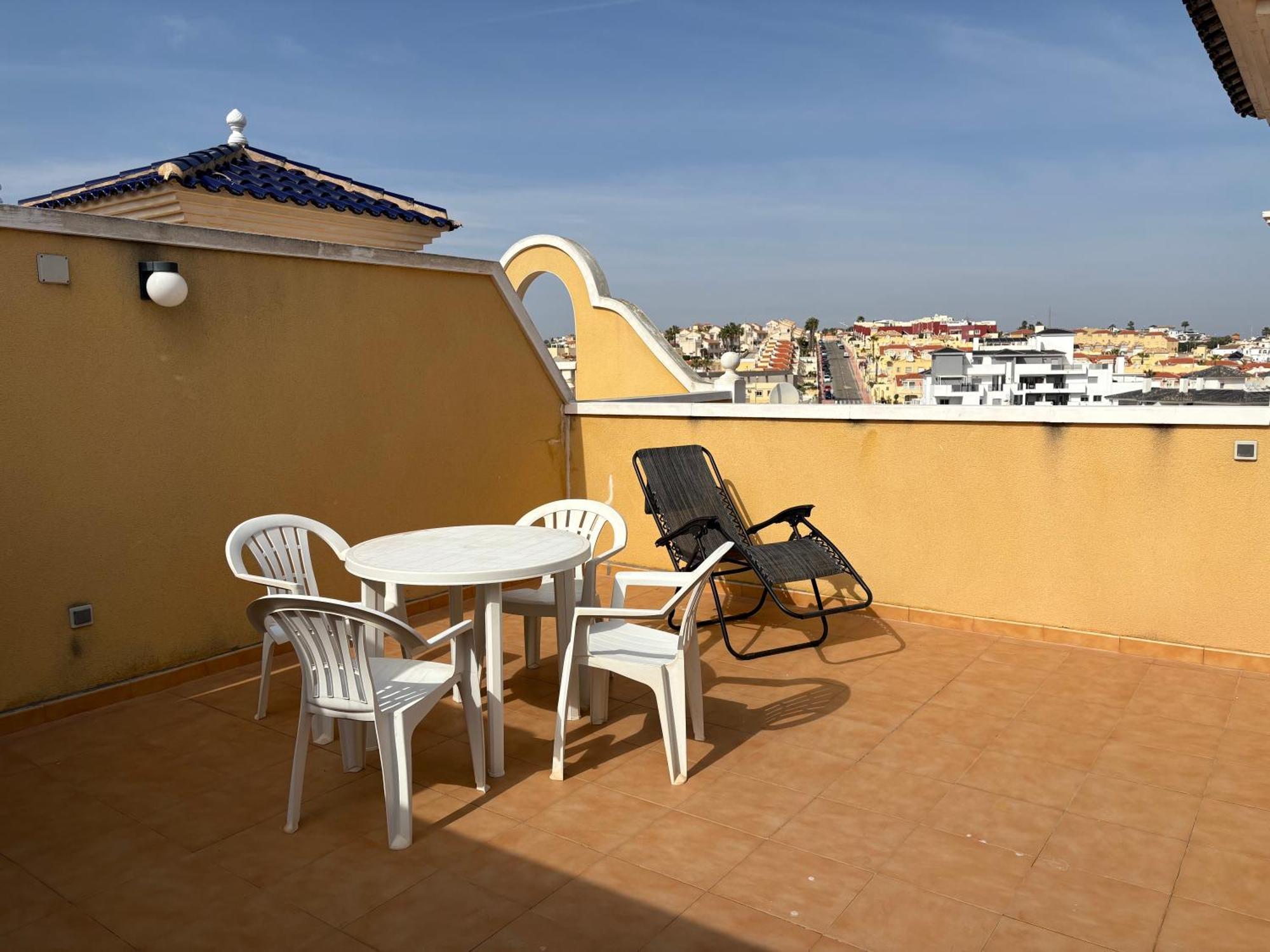 Top Floor Spacious Apartment With Roof Terrace Alicante Kültér fotó